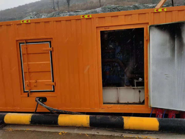 三台发电机出租 发电机的工作原理介绍