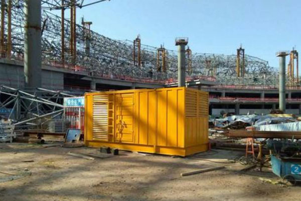 三台发电机出租如何判断空气滤清器是否需要更换？