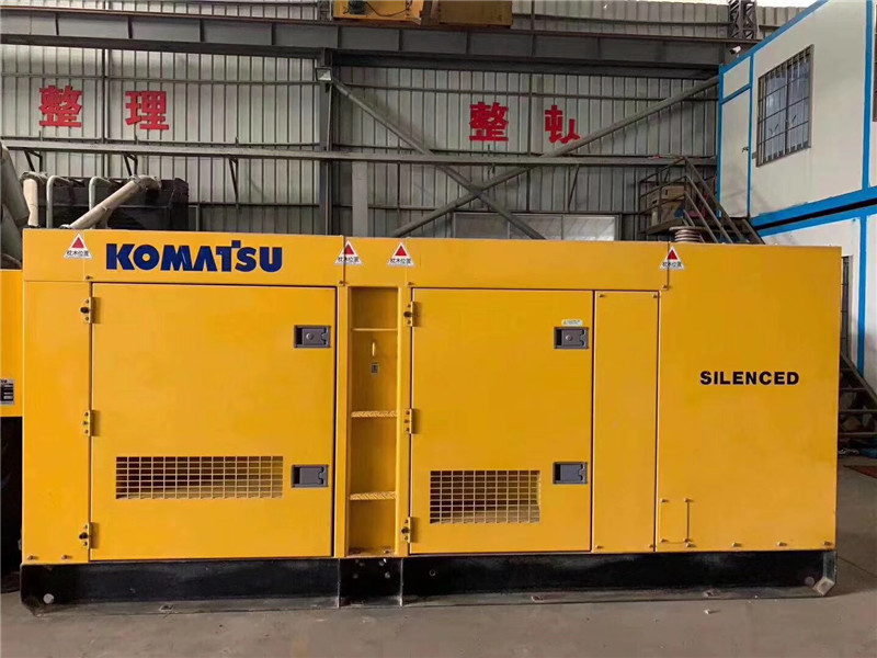 三台压力测试设备的精度等级如何影响压力稳定的判断？